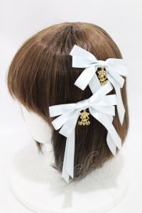 ALICE and the PIRATES / サテンリボンの多重リボンクリップ  サックス H-25-06-30-007-PA-AC-NS-ZH