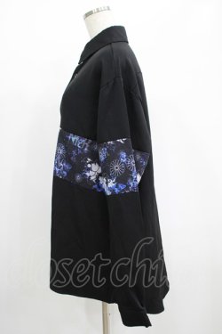 画像2: NieR Clothing / ブロッキングプルオーバーシャツ  黒×和柄九尾 H-25-07-01-034-PU-BL-KB-ZH