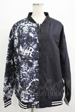 画像1: NieR Clothing / プリント切替ブルゾンジャケット   H-25-07-01-036-PU-JA-KB-ZH