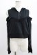 画像1: NieR Clothing / オフショルショートパーカー  黒 H-25-07-01-037-PU-TO-KB-ZH (1)