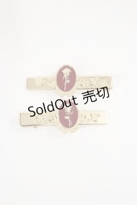 m petit by misako / カメオクリップ  レッド/ゴールド H-25-07-01-1009-LO-AC-YZ-ZH