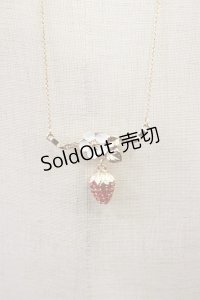 m petit by misako / いちごフラワーネックレス  ゴールド H-25-07-01-1023-LO-AC-YZ-ZH