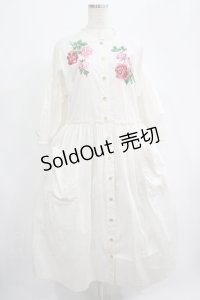 Jane Marple Dans Le Salon / ローズエンブロイダリーワンピース M オフ H-25-07-02-1004-JM-OP-KB-ZH