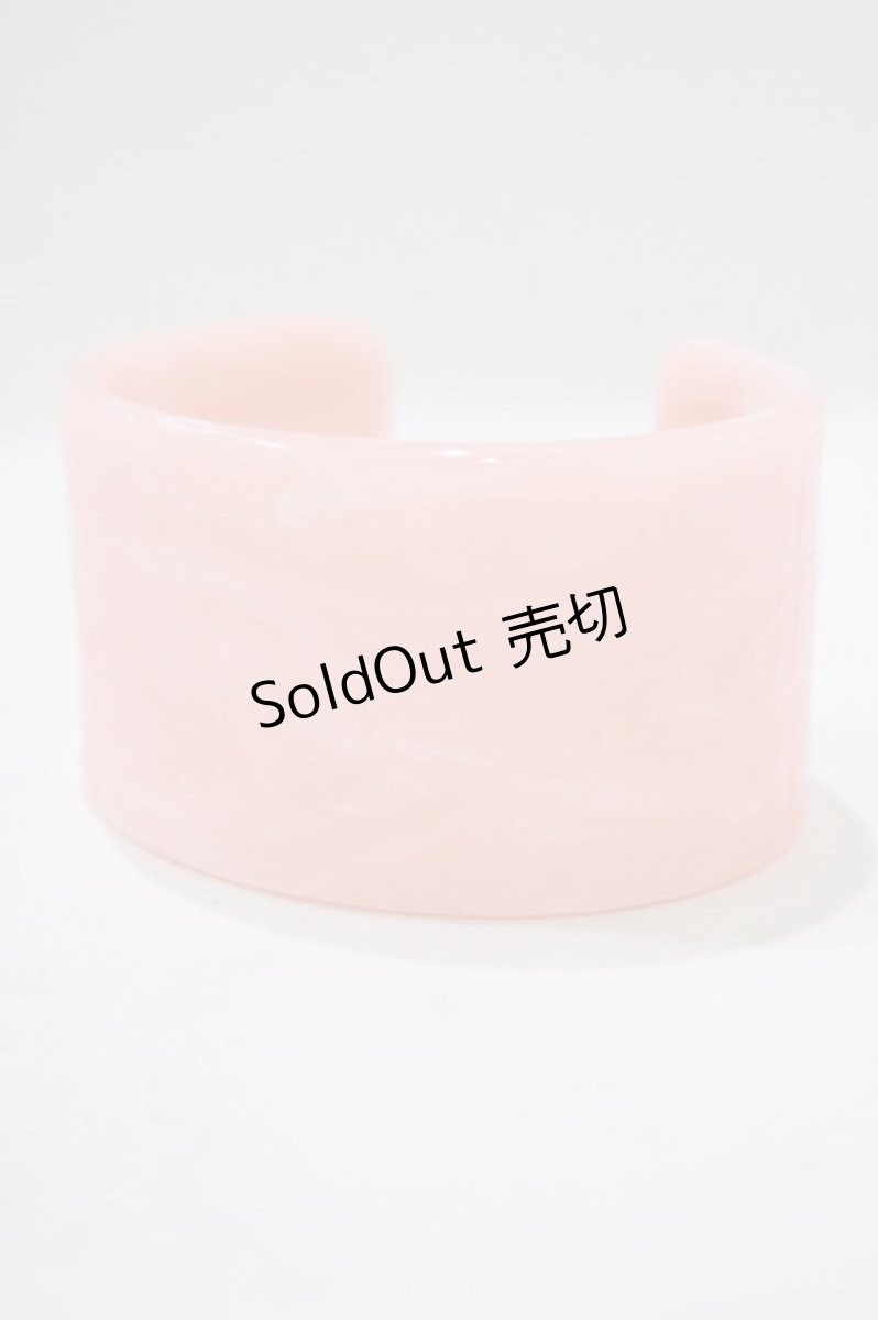 画像1: Q-pot. / バングル/ストロベリーミルクチョコレート アクリル F ピンク H-25-11-04-1014-QP-AC-ET-ZH (1)