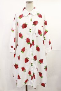 Jamie エーエヌケー / イチゴ柄BIgシャツ M オフ H-25-07-07-1023-LO-BL-NS-ZH