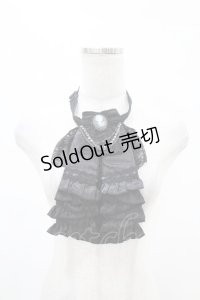 Ozz oneste / カメオブローチ付ジャボ  黒 H-25-07-07-004-OO-ZA-KB-ZH