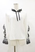 Amilige / レースフリルブラウス  白 H-25-07-10-020-PU-BL-KB-ZH