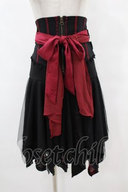 画像1: Ozz oneste / コルセットベルト付レイヤードイレギュラースカート  黒×赤 H-25-07-12-1041-OO-SK-KB-ZH