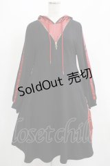 Favorite / フリルパーカーワンピース M ブラック/レッド H-25-07-13-007-LO-OP-NS-ZH