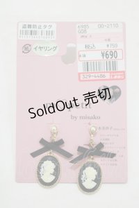 m petit by misako / AMリボンイヤリング  ゴールド H-25-07-13-072-LO-AC-NS-ZH