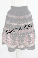 axes femme / パネルバラ柄プリーツスカート M ブラック H-25-07-14-035-AX-SK-NS-ZH