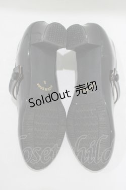 画像4: Fi.n.t / 釦使いストラップエナメルパンプス S/22.5cm BLACK H-25-07-14-084-CA-SH-NS-ZH