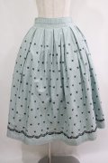Jane Marple Dans Le Salon / Clover Embroideryキャトルタックスカート  サックス H-25-07-16-020-JM-SK-KB-ZH