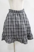 NieR Clothing / チェックフリルスカート  グレー H-25-07-18-017-PU-SK-KB-ZH