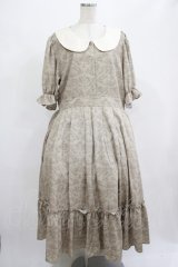 m petit by misako / NINA’Sコラボトワルドジュイワンピース 4L ベージュ H-25-07-22-005-LO-OP-NS-ZH