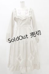 axes femme POETIQUE / ブロッキングベリー刺繍ワンピース M ベージュ H-25-07-23-075-AX-OP-NS-ZH