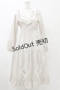 axes femme POETIQUE / ブロッキングベリー刺繍ワンピース M ベージュ H-25-07-23-075-AX-OP-NS-ZH