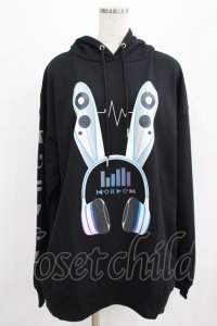 LISTEN FLAVOR / サイバーうさ耳ヘッドホンパーカー  ブラック H-25-07-24-032-PU-TO-KB-ZH
