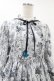 画像4: Emily Temple cute / Butterfly gardenワンピース  グレー H-25-07-25-1021-ET-OP-KB-ZH (4)