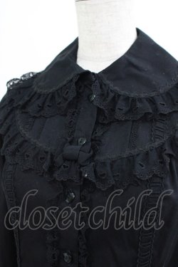 画像4: Angelic Pretty / くるりんリボンブローチジャボブラウス Free ブラック H-25-07-26-027-AP-BL-NS-ZH