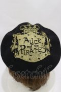 ALICE and the PIRATES / A/Pクラウンプリントベレー帽  ブラック/ゴールド H-25-07-30-014-PA-AC-NS-ZH