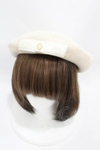 m petit by misako / NINA'SAM カメオベレー  アイボリー H-25-08-01-1006-LO-AC-NS-ZH