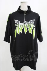 LISTEN FLAVOR / オーバーキルハーフジップトップス  ブラック H-25-08-01-060-PU-TO-KB-ZH