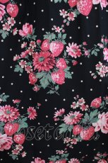 画像4: Jane Marple / Strawberries and flowersラッフルフリルドレス  ブラック H-25-08-04-003-JM-OP-KB-ZH (4)