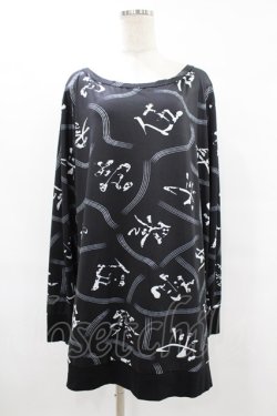 画像1: NieR Clothing / 総柄プリントカットソー F 黒 H-25-08-04-1043-PU-TO-KB-ZH