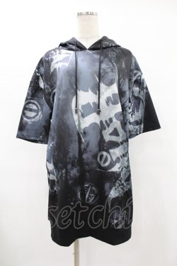 画像1: NieR Clothing / 総柄半袖プルパーカー  グレー H-25-08-04-1046-PU-TO-KB-ZH