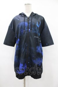 NieR Clothing / 総柄ZIP半袖パーカー  黒×青 H-25-08-04-1052-PU-TO-KB-ZH