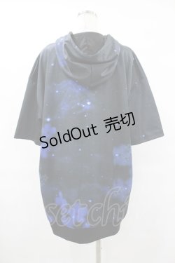 画像2: NieR CLOTHING / 総柄ZIP半袖パーカー  黒×青 H-25-08-04-1052-PU-TO-KB-ZT284