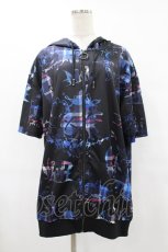 画像1: NieR CLOTHING / 総柄ZIP半袖パーカー  黒 H-25-08-04-1055-PU-TO-KB-ZT284 (1)