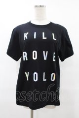 KRY CLOTHING / 英字プリントTシャツ  黒×ホログラム H-25-08-04-1024-EL-TS-KB-ZH
