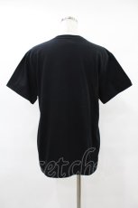 画像2: KRY CLOTHING / 英字プリントTシャツ  黒×ホログラム H-25-08-04-1024-EL-TS-KB-ZT494 (2)