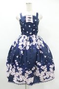 axes femme kawaii / 桜柄ジャンパースカート M ネイビー H-25-08-06-1028-AX-OP-NS-ZH