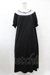 m petit by misako / レース襟カットワンピース L ブラック H-25-08-08-1019-LO-OP-NS-ZH