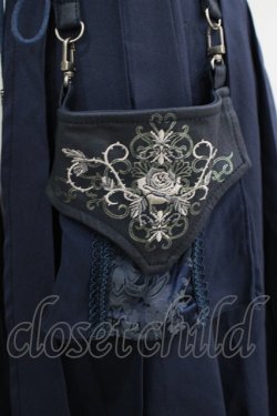 画像5: Ozz oneste / 薔薇刺繍ホルターオーバービスチェ  ネイビー H-25-08-09-037-OO-TO-KB-ZH