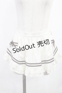 ALICE and the PIRATES / アリスと不思議な仕立て屋さんの秘密柄ワンピースのエプロン  生成り H-25-08-09-1037-PA-OP-NS-ZH