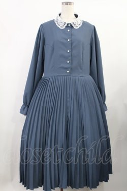 画像1: m petit by misako / レース襟プリーツワンピース LL ブルー H-25-08-09-1003-LO-OP-NS-ZH