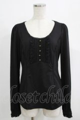 Ozz oneste / 薔薇刺繍ピンタックトップス  黒 H-25-08-09-057-OO-TO-KB-ZH