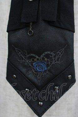 画像2: Ozz oneste / 薔薇刺繍ネクタイ  黒×青薔薇 H-25-08-09-066-OO-ZA-KB-ZH