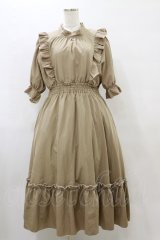 m petit by misako / NINA'SコラボAMハイショクメローワンピース LL ベージュ H-25-08-11-072-LO-OP-NS-ZH