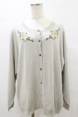 axes femme / バラ刺しゅうニットカーディガン LL グレー H-25-08-12-037-AX-TO-NS-ZH