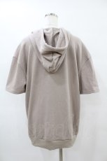 画像2: NieR CLOTHING / 半袖プルパーカー  ベージュ H-25-08-14-040-PU-TO-KB-ZT493 (2)