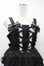 画像4: Angelic Pretty / 肩リボンジャンパースカート Free ブラック H-25-08-14-1008-AP-OP-NS-ZH (4)