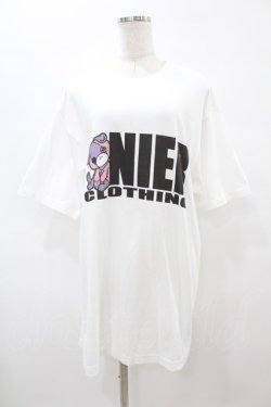 画像1: NieR Clothing / ちゃむちゃむ×ロゴCUTSEW XL 白 H-25-08-14-030-PU-TO-KB-ZH