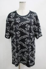 画像1: NieR CLOTHING / プリント半袖CUTSEW  黒 H-25-08-15-049-PU-TO-KB-ZT161 (1)