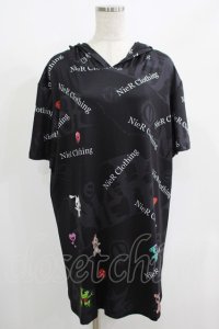 NieR Clothing / 総柄半袖プルパーカー  黒 H-25-08-15-060-PU-TO-KB-ZH