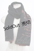 HN+nois / プリントマフラー  黒×赤 H-25-08-16-067-HN-ZA-KB-ZH
